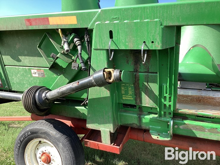 2011-john-deere-608c-image-16