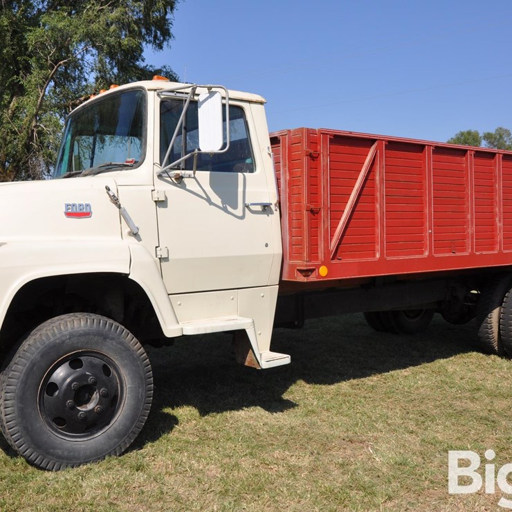 1972 Ford LN600 S/A Grain Truck