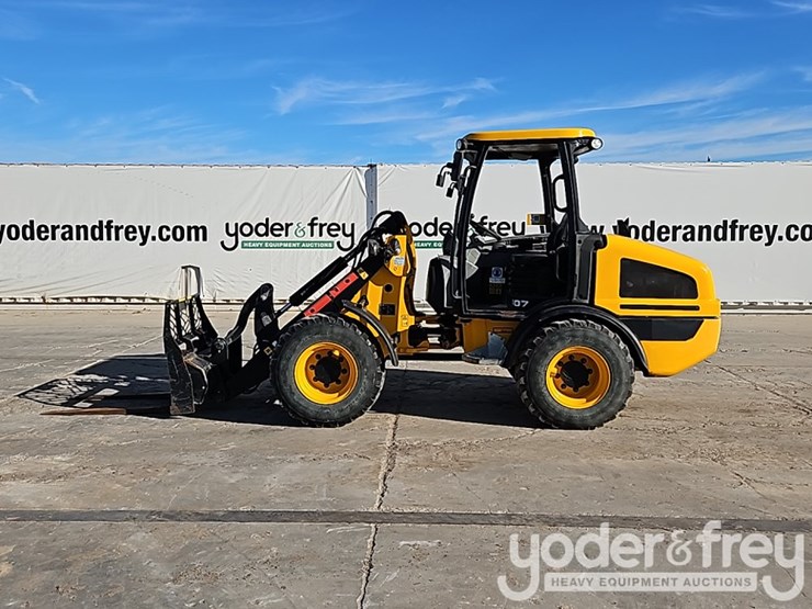 2023-jcb-407-image-2