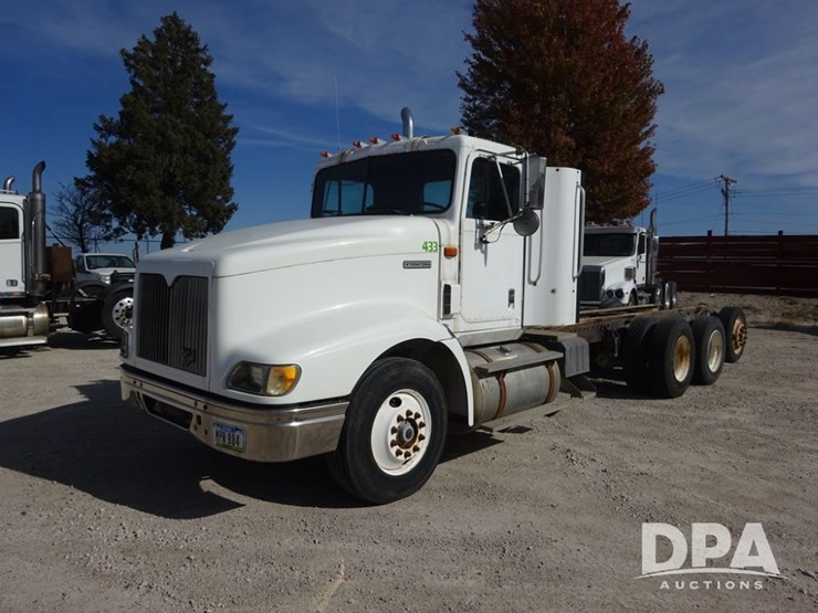 1997-ihc-9400-eagle-truck-(pz13991,-unit-433)-image-1