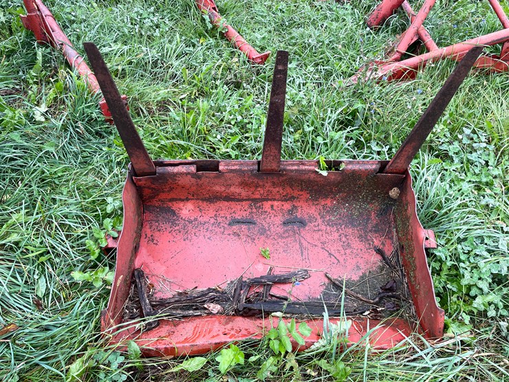 international-300-image-3