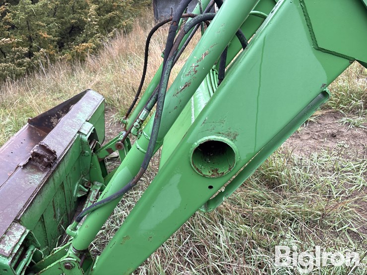 john-deere-260-image-13