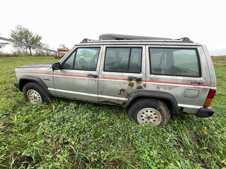 1991-jeep-cherokee-image-8