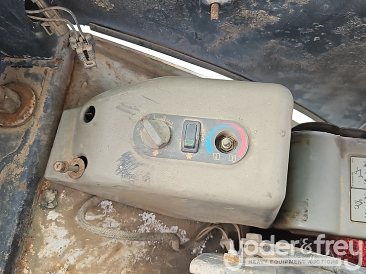 bobcat-331g-image-29