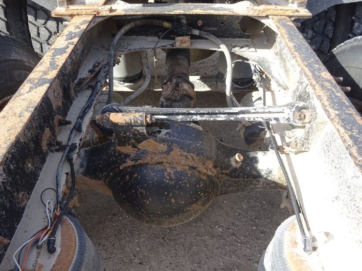 2007-volvo-vnl-day-cab-truck-(pz13987,-unit-110)-image-59