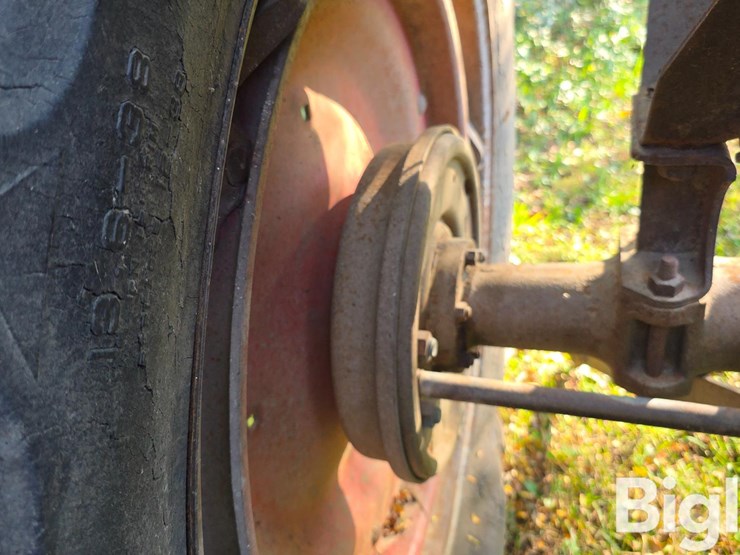 1958-massey-ferguson-50-image-20