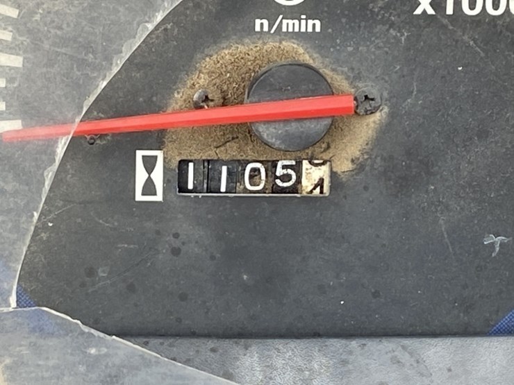 2010-kubota-l3200-image-31