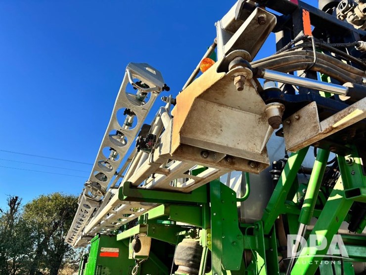 2013-john-deere-4830-image-90