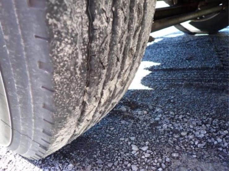 2015-freightliner-mt55-image-81