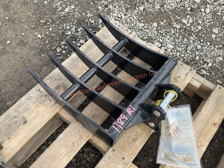 ir-mini-excavator-rake-image-5