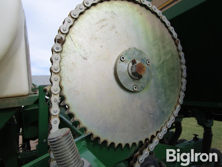 2012-great-plains-2s2600hd-image-14