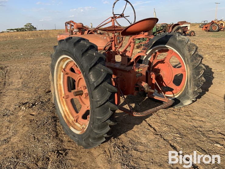 farmall-h-2wd-tractor-image-7
