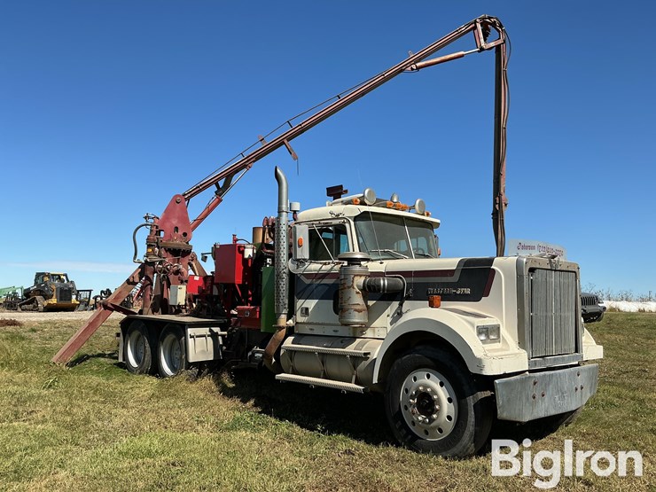 1979-john-deere-685-image-3