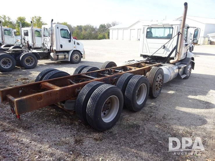 2014-mack-pinnacle-truck-(pz13988,-unit-239)-image-25