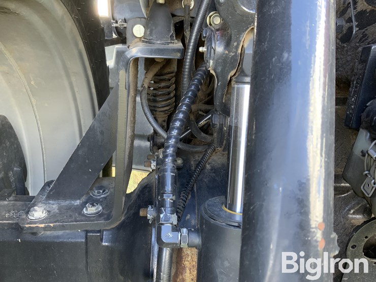 2010-case-ih-magnum-225-cvt-image-15