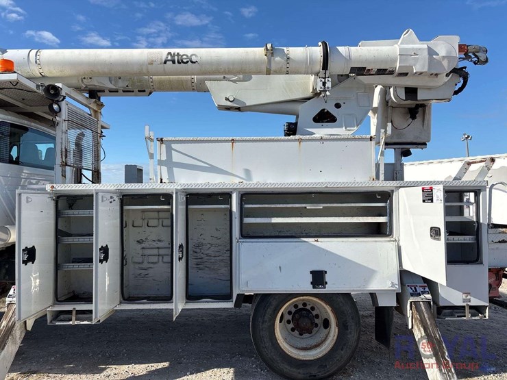 2013-international-workstar-7400-image-42