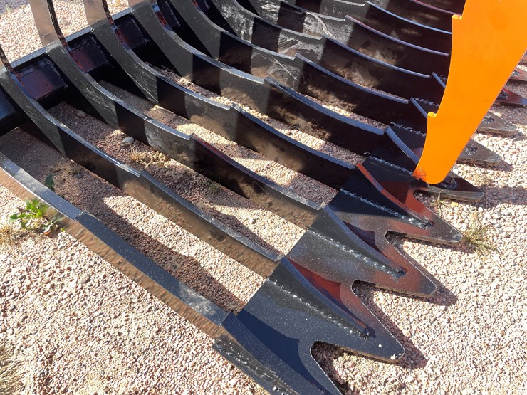 #4116-•-76"-skeleton-grapple-bucket-attachment-image-3