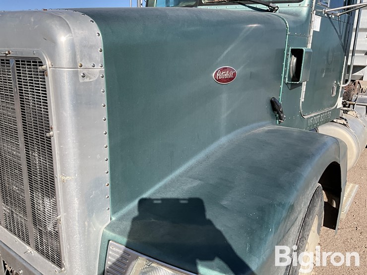 1992-peterbilt-377-image-11