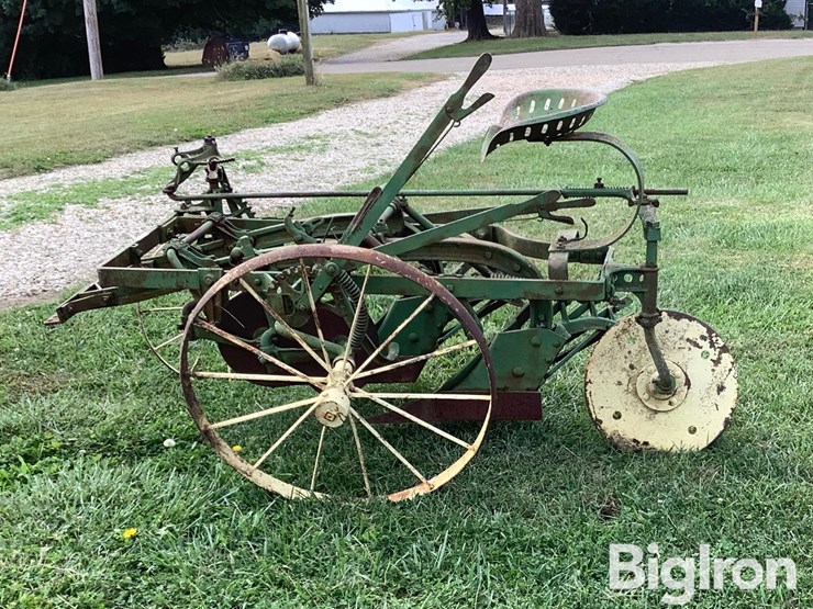 john-deere-2-image-6