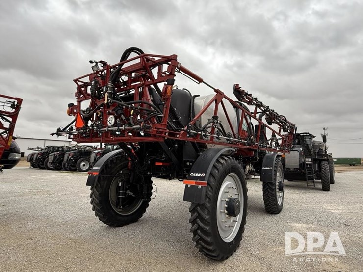2020-case-ih-trident-5550-image-5