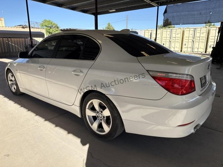 2008-bmw-528i-sdn-image-5