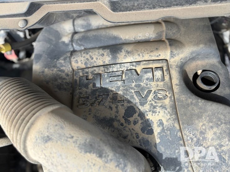 2013-dodge-ram-1500-image-37