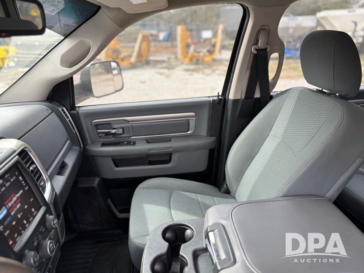 2018-dodge-ram-1500-image-42