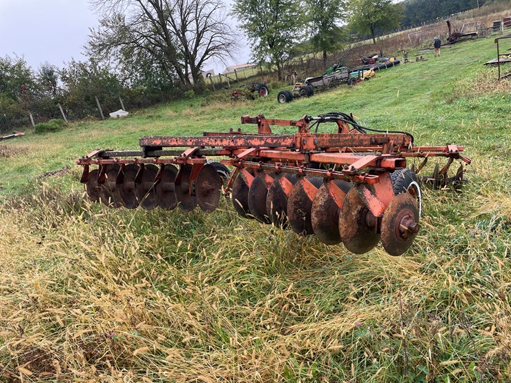 #8112-•-disc-image-6