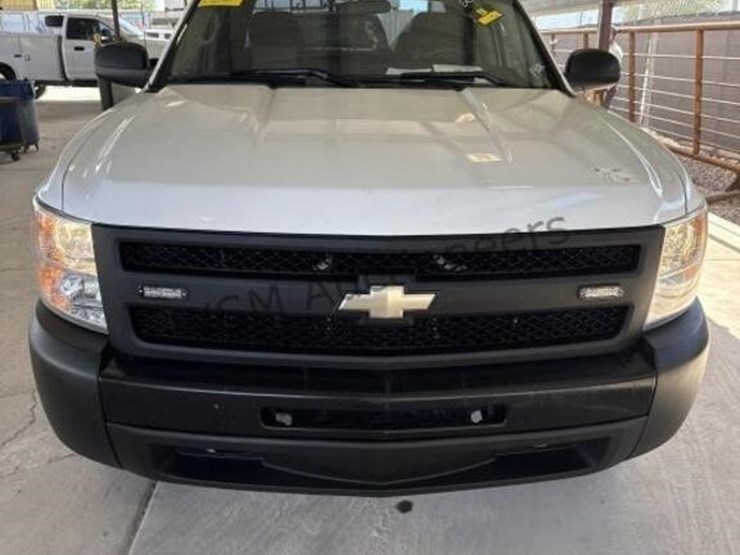 2009-chevrolet-silverado-1500-image-3