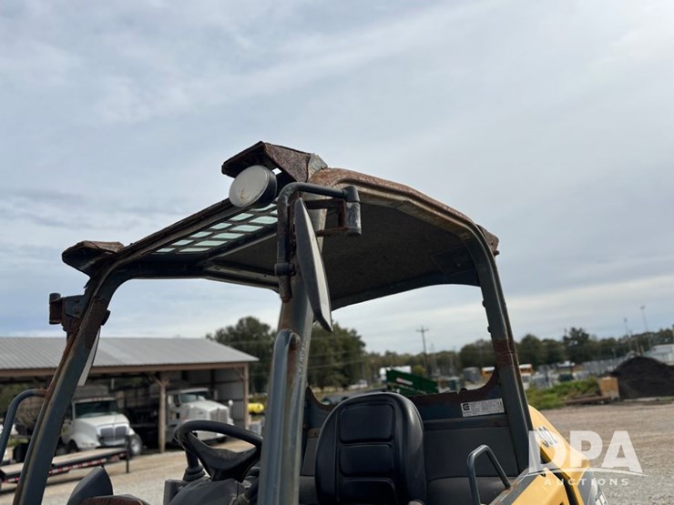 2018-gehl-750-image-17