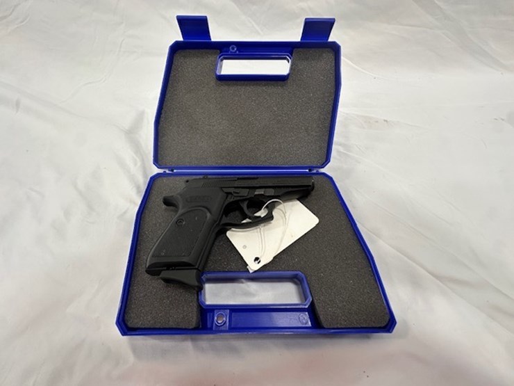 #2025-00052-•-bersa-thunder-22-pistol-image-33