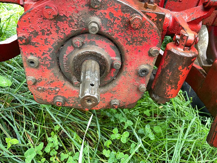 international-300-image-45