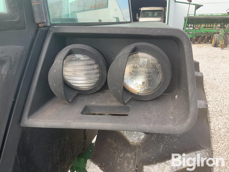 1984-john-deere-2350-image-20