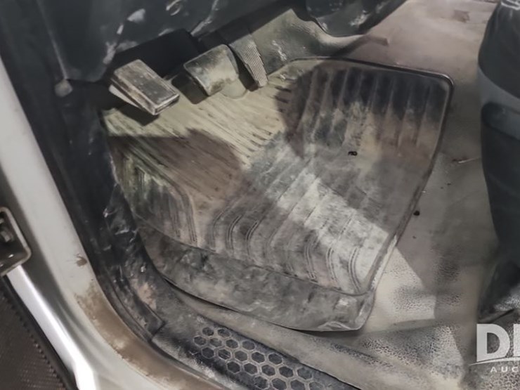 2015-dodge-ram-5500-image-36