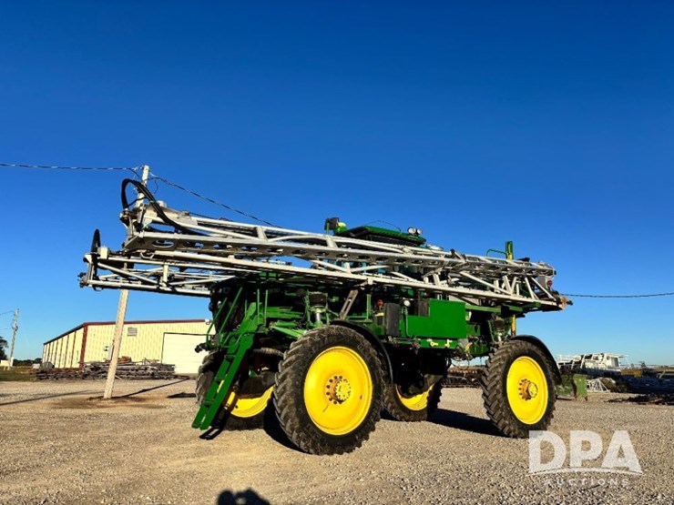 2013-john-deere-4830-image-22
