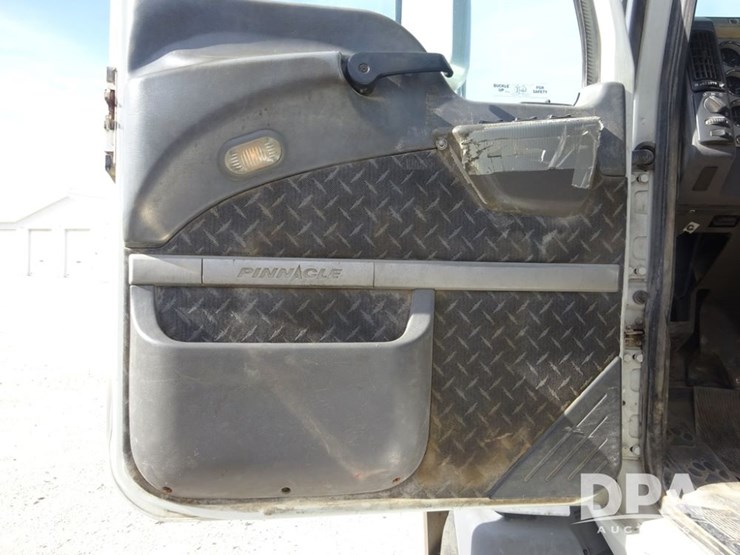 2014-mack-pinnacle-truck-(pz13988,-unit-239)-image-88