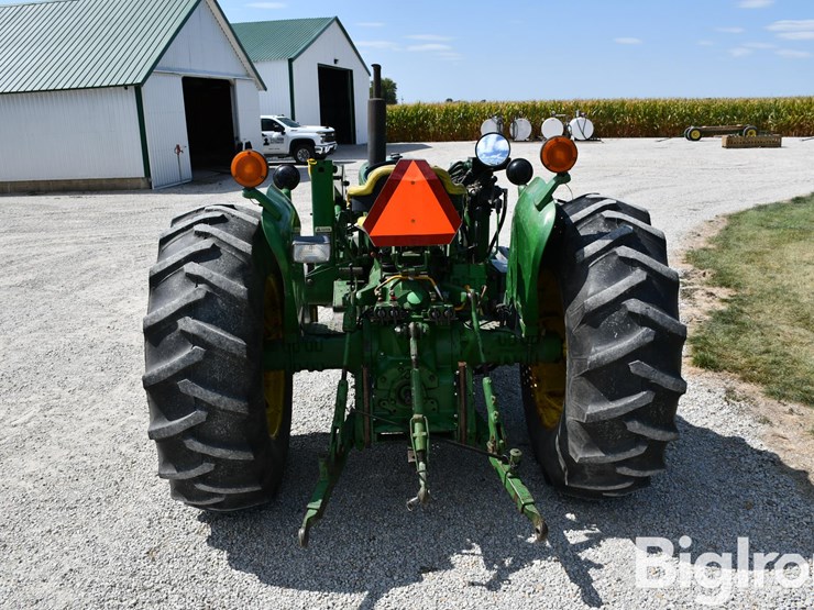 1977-john-deere-2440-image-6