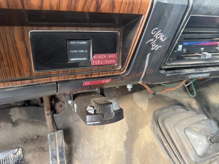 1983-ford-f350-image-31