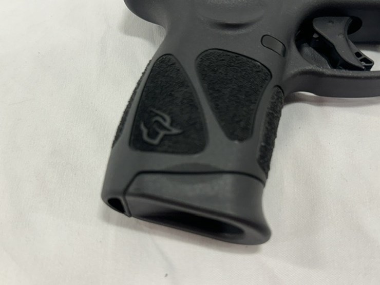 #2025-00071-•-taurus-g3c-pistol-image-52