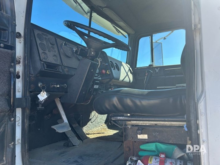 1991-international-9400-image-32