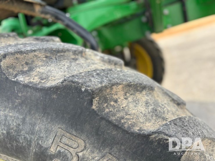 2019-john-deere-r4038-image-99