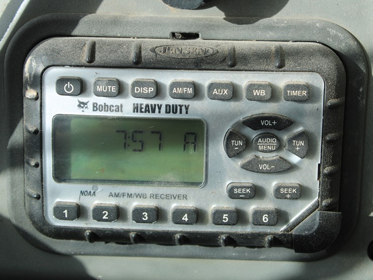 bobcat-t870-image-64