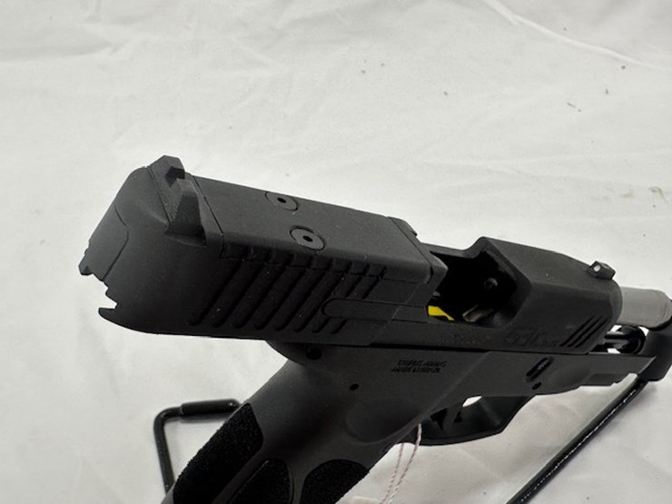 #2025-00037-•-taurus-g3c-pistol-image-31