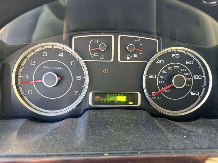 2008-ford-taurus-sel-sedan-image-11