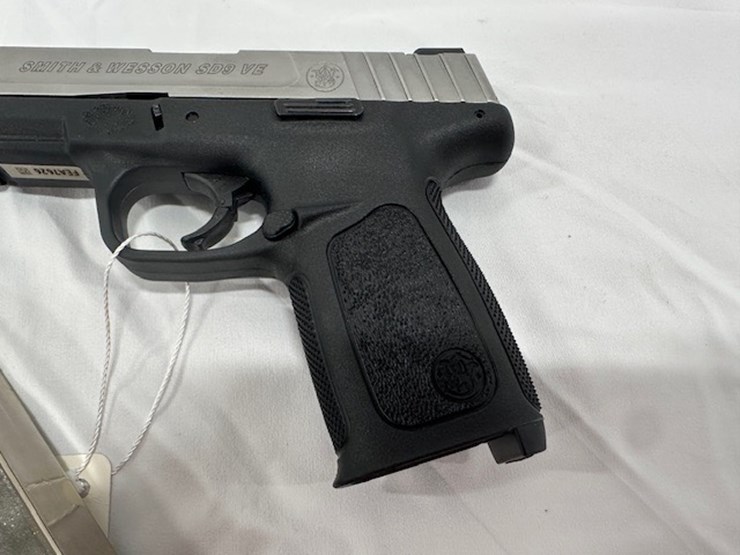#2025-00030-•-smith-and-wesson-sd9-ve-pistol-image-32