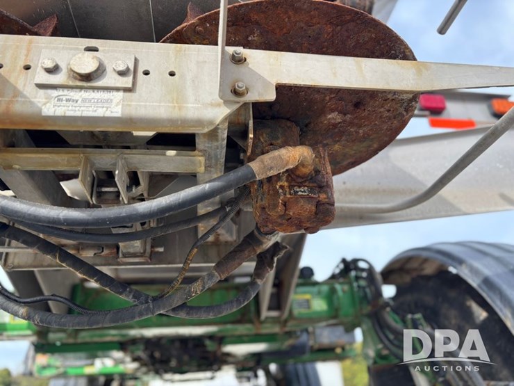 2019-john-deere-r4038-image-63