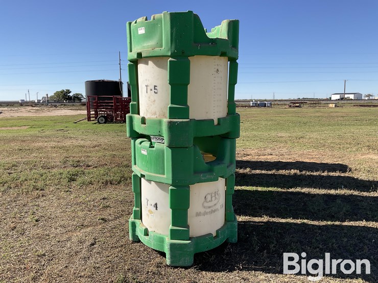 monsanto-120-gallon-liquid-fertilizer-poly-shuttles-image-6