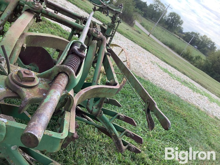 john-deere-2-image-11