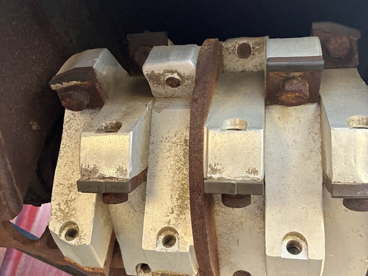 #196-•-mellott-rosser-36"-head-debarker*-image-1