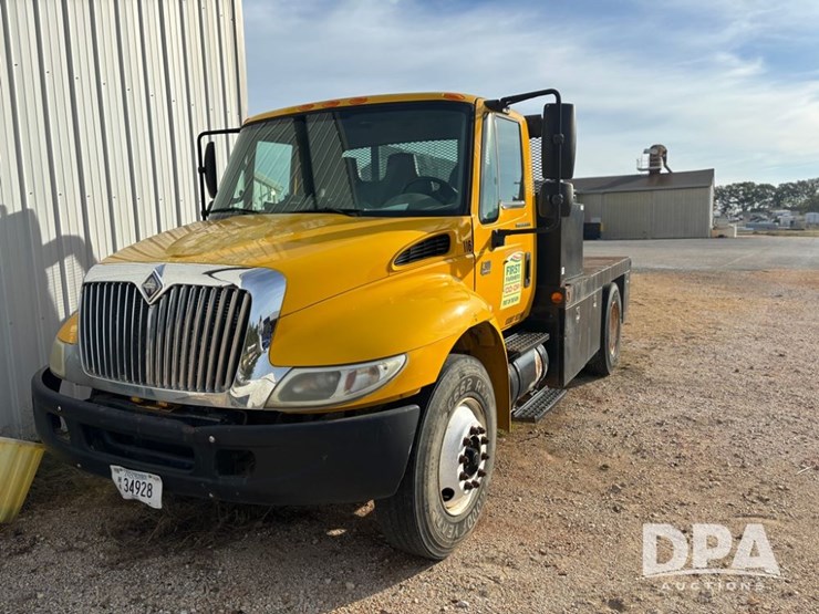 2007-international-durastar-4300-image-14
